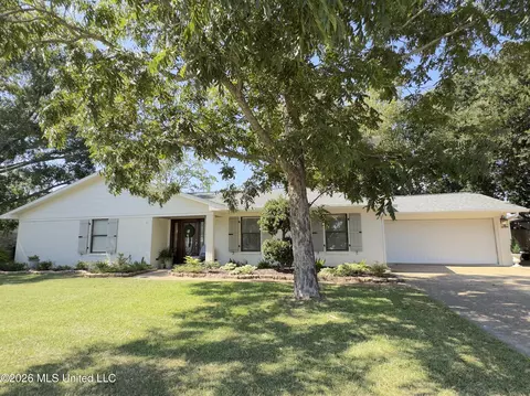 3717 Quinn Dr, Pascagoula, MS 39581