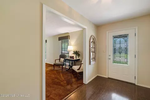 Entry Way - 108 Pinecrest St, Collins, MS 39428 photo 1 of 3