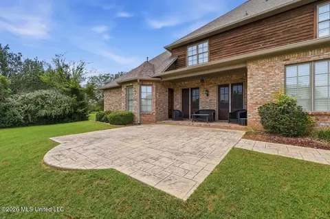 Exterior - 553 Twin Cedars Dr, Madison, MS 39110 photo 7 of 9