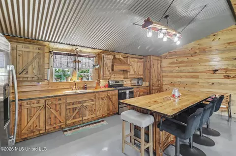 Kitchen - 1 Stringer Rd, Wiggins, MS 39577 photo 2 of 2