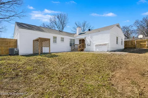 Exterior - 4490 S Big Horn Dr, Nesbit, MS 38651 photo 5 of 5