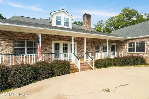 Exterior - 2111 Old Brookhaven Rd, Summit, MS 39666 photo 9 of 27
