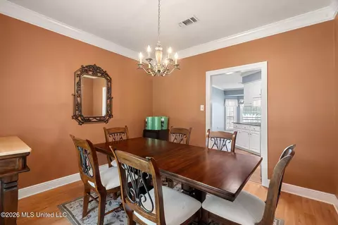 Dining - 2111 Old Brookhaven Rd, Summit, MS 39666 photo 1 of 1