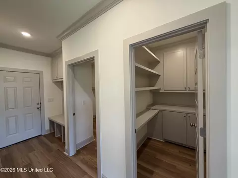 Entry Way - 138 Stapleton Dr, Canton, MS 39046 photo 3 of 5