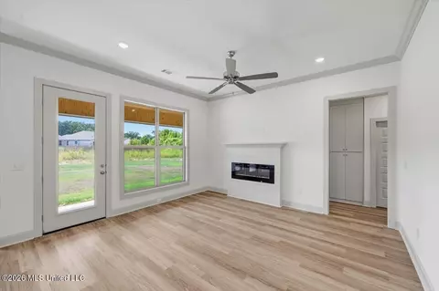 Living - 138 Stapleton Dr, Canton, MS 39046 photo 1 of 3