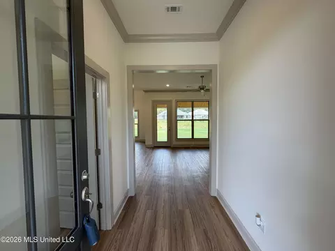Entry Way - 138 Stapleton Dr, Canton, MS 39046 photo 1 of 5