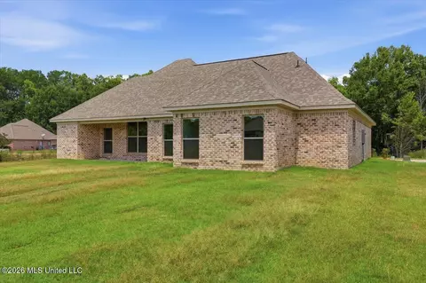 Exterior - 138 Stapleton Dr, Canton, MS 39046 photo 5 of 6