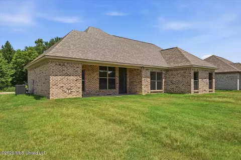 Exterior - 138 Stapleton Dr, Canton, MS 39046 photo 4 of 6