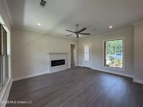 Living - 142 Stapleton Dr, Canton, MS 39046 photo 3 of 4