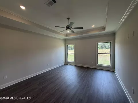 Living - 142 Stapleton Dr, Canton, MS 39046 photo 4 of 4