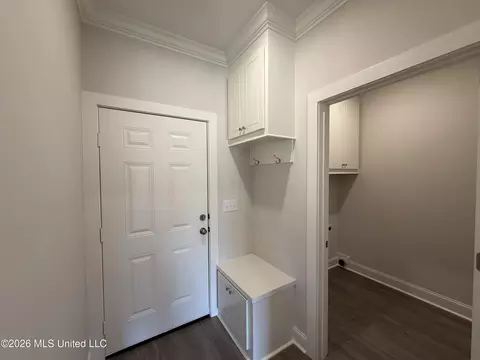 Entry Way - 142 Stapleton Dr, Canton, MS 39046 photo 2 of 3