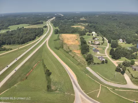 55 Coles Dr, Pontotoc, MS 38863 photo 3