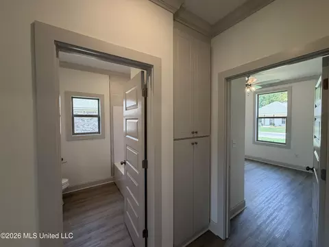 Entry Way - 146 Stapleton Dr, Canton, MS 39046 photo 3 of 3