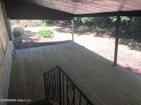 742 Heather Ln, Jackson, MS 39206 photo 8
