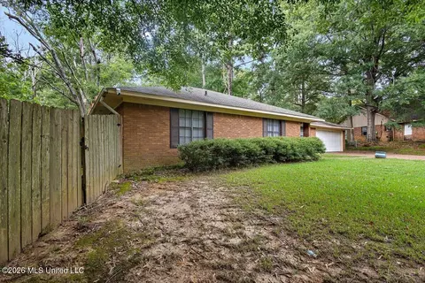 Exterior - 44 Sunline Ct, Brandon, MS 39042 photo 6 of 6