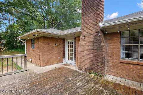 Exterior - 44 Sunline Ct, Brandon, MS 39042 photo 3 of 6