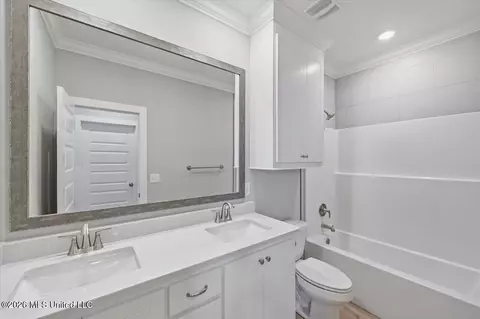 Bath - 148 Stapleton Dr, Canton, MS 39046 photo 3 of 3