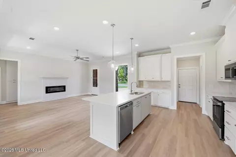 Living - 144 Stapleton Dr, Canton, MS 39046 photo 5 of 5