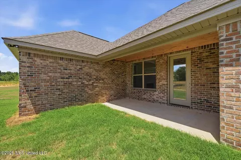 Exterior - 144 Stapleton Dr, Canton, MS 39046 photo 5 of 8
