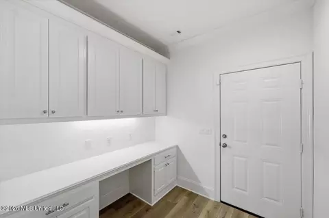Entry Way - 615 Crossvine Rdg, Madison, MS 39110 photo 3 of 3