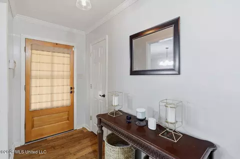 Entry Way - 2805 Pine Circle Dr, Pearl, MS 39208 photo 1 of 2