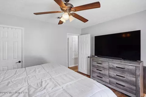 Bedroom - 2805 Pine Circle Dr, Pearl, MS 39208 photo 2 of 4