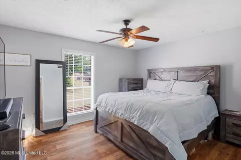 Bedroom - 2805 Pine Circle Dr, Pearl, MS 39208 photo 1 of 4