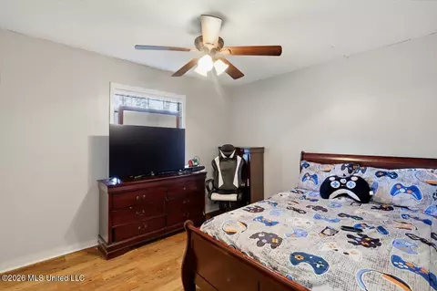 Bedroom - 2805 Pine Circle Dr, Pearl, MS 39208 photo 3 of 4