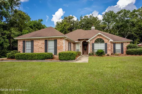 813 Magnolia Bayou Blvd, Ocean Springs, MS 39564
