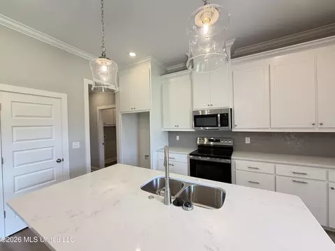 Kitchen - 140 Stapleton Dr, Canton, MS 39046 photo 1 of 2
