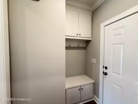 Entry Way - 140 Stapleton Dr, Canton, MS 39046 photo 1 of 3
