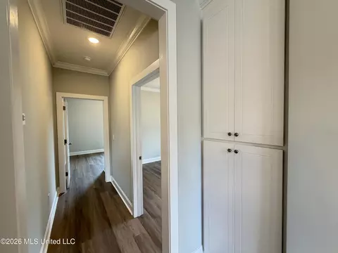 Entry Way - 140 Stapleton Dr, Canton, MS 39046 photo 3 of 3