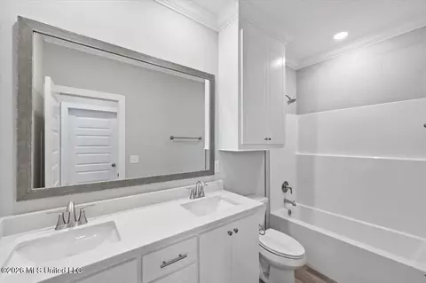 Bath - 140 Stapleton Dr, Canton, MS 39046 photo 2 of 2