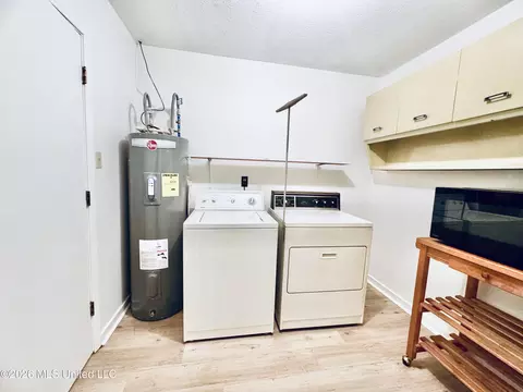 Other - 2558 Upper Dr, Pearl, MS 39208 photo 3 of 8