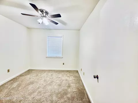 Bedroom - 2558 Upper Dr, Pearl, MS 39208 photo 4 of 7