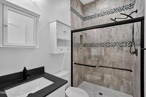 Bath - 758 Turnberry Dr, Diamondhead, MS 39525 photo 2 of 10