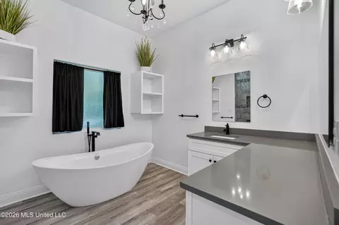 Bath - 758 Turnberry Dr, Diamondhead, MS 39525 photo 5 of 10