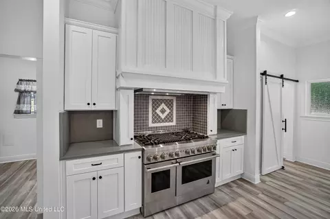 Kitchen - 758 Turnberry Dr, Diamondhead, MS 39525 photo 5 of 7
