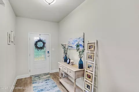 Entry Way - 6000 Seagull Dr, Long Beach, MS 39560 photo 1 of 3