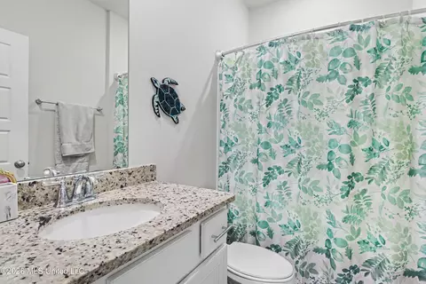Bath - 6000 Seagull Dr, Long Beach, MS 39560 photo 2 of 2