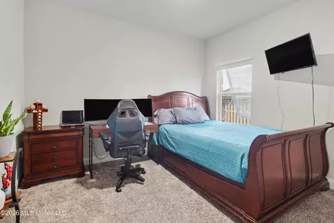 Bedroom - 6000 Seagull Dr, Long Beach, MS 39560 photo 3 of 5