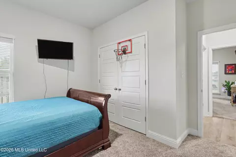 Bedroom - 6000 Seagull Dr, Long Beach, MS 39560 photo 4 of 5