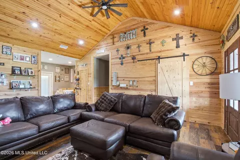 Entry Way - 235 Roy Fairley Dr, Lucedale, MS 39452 photo 1 of 2