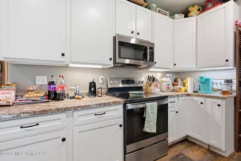 Kitchen - 235 Roy Fairley Dr, Lucedale, MS 39452 photo 2 of 3