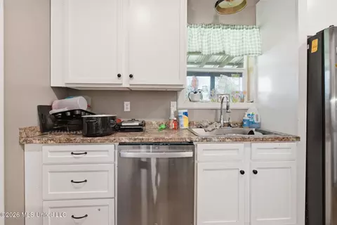 Kitchen - 235 Roy Fairley Dr, Lucedale, MS 39452 photo 3 of 3
