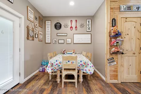 Dining - 235 Roy Fairley Dr, Lucedale, MS 39452 photo 1 of 2