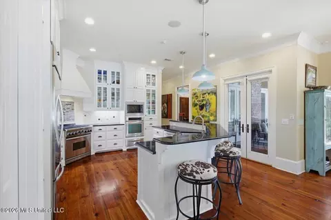 Kitchen - 134 Lake Hill Dr, Flora, MS 39071 photo 2 of 3