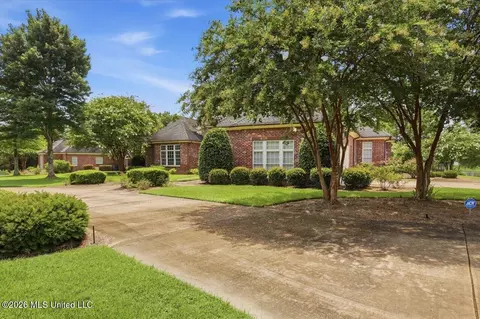 Exterior - 134 Lake Hill Dr, Flora, MS 39071 photo 2 of 22