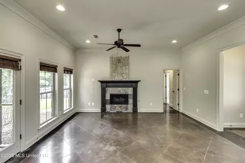 Living - 511 Willow Valley Cir, Brandon, MS 39047 photo 1 of 5