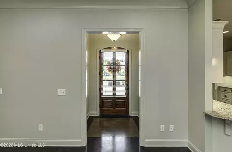 Entry Way - 511 Willow Valley Cir, Brandon, MS 39047 photo 1 of 2